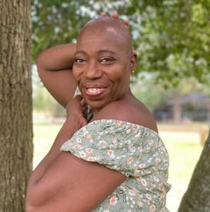 Meet your Posher, Sharon